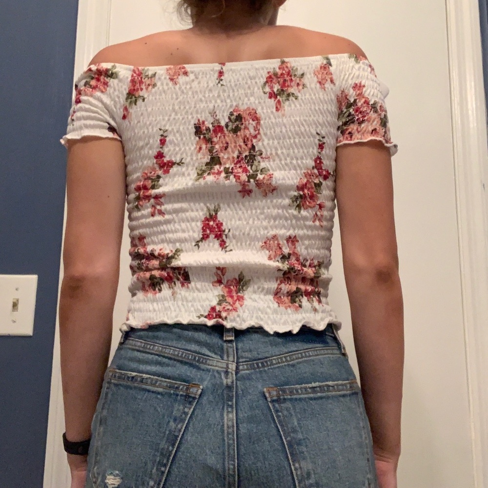 Cute almost famous ribbed off the shoulder shirt - Picture 2 of 2